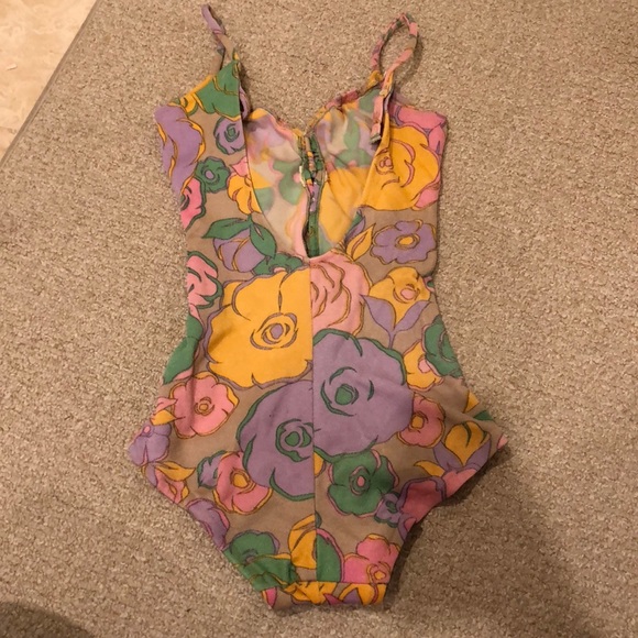VINTAGE one piece bikini SIZE SMALL - Picture 2 of 4